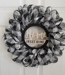 Farmhouse home sweet home wreath